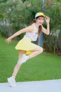 ตุ๊ดตู่ โหนกระแส เน็ตไอดอล